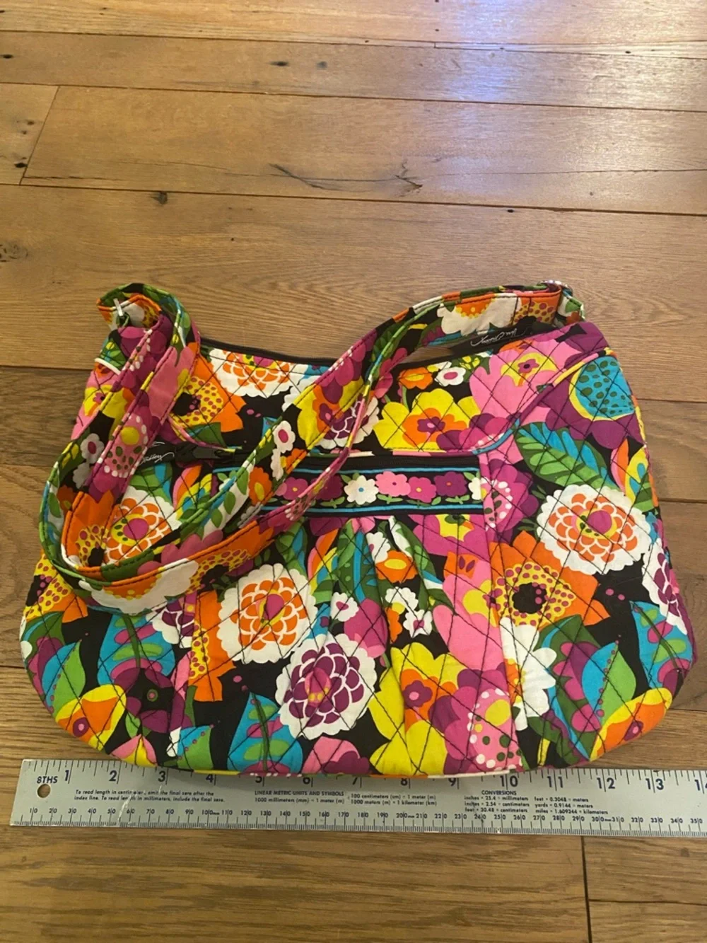 Vera Bradley “Va Va Bloom” Crossbody Hobo Bag Retired Pattern